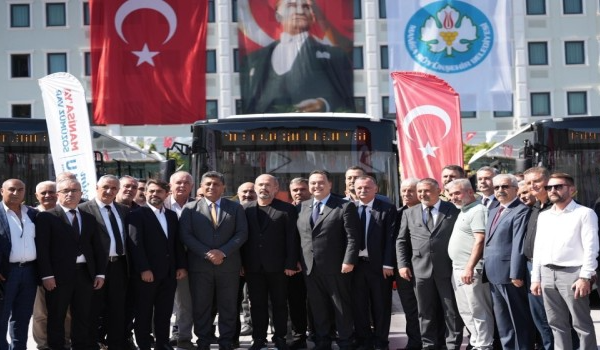 FSM Demirbaş Otomotiv’den Manisa Büyükşehir Belediyesi’ne 15 Yeni Otobüs Teslimatı