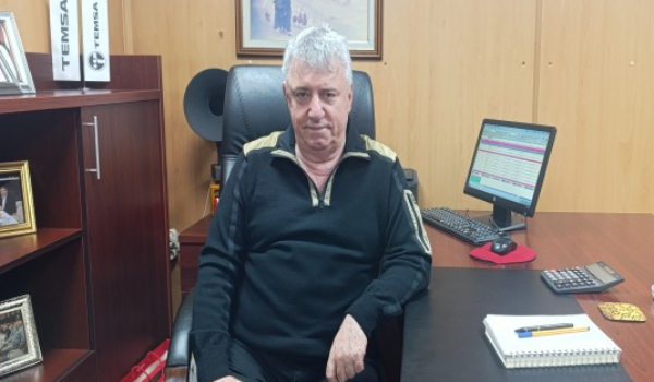 FSM Demirbaş Otomotiv’in sahibi Mustafa Demirbaş, 2025 yılını rakamlarla değil, saha gerçekleriyle anlatıyor